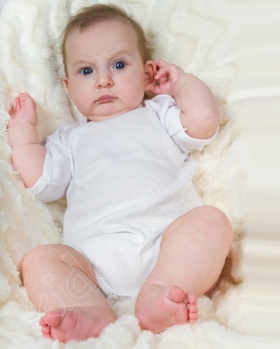 Białe body niemowlęce krótki rękaw